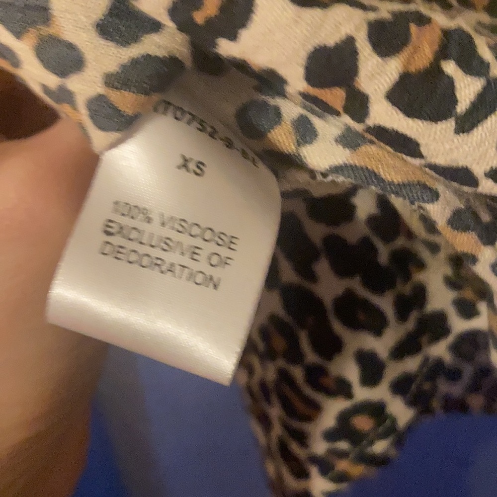 Leopard Top - Picture 3 of 3